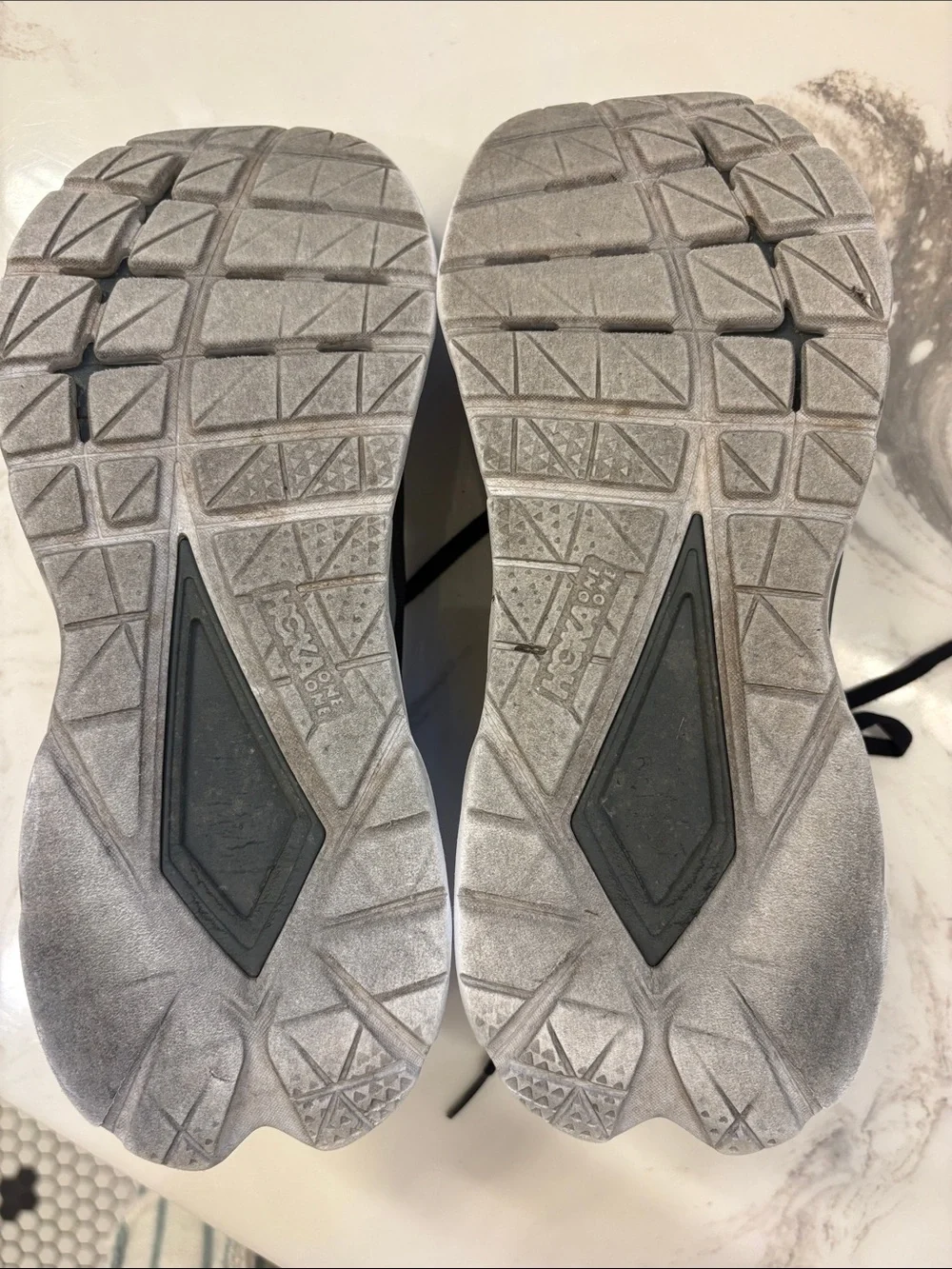 HOKA ONE ONE Mach 4 Running Shoes Women's Size 9.5 Black Gray